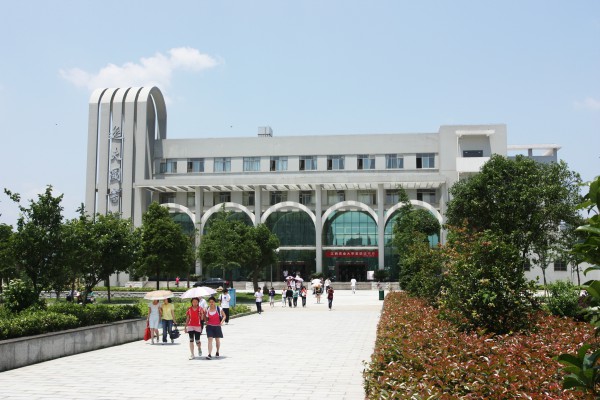 江西农业大学图书馆图片